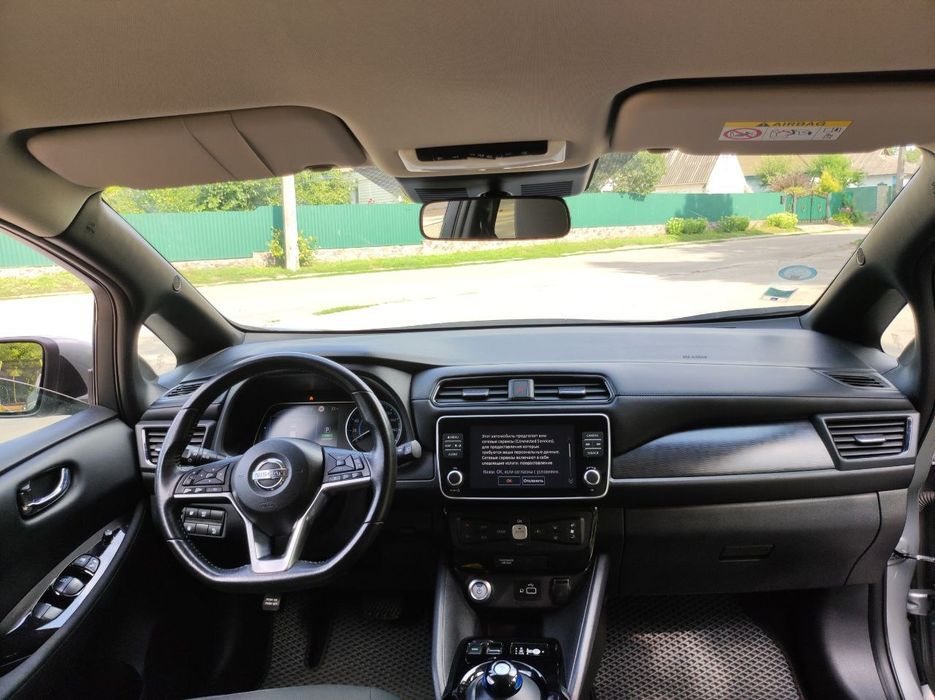 Продам Nissan Leaf ZE1 2020 року