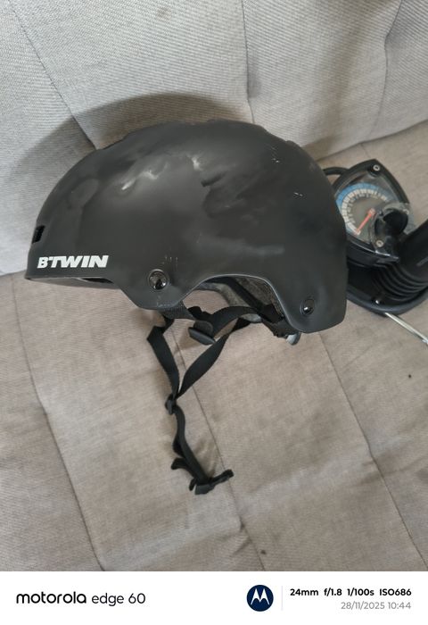 Bomba de pé para bicicleta + Capacete ciclismo