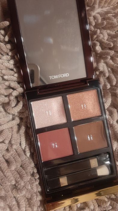 Tom Ford cienie 02 rose veil