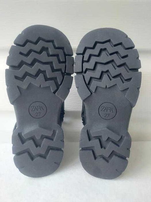 Демісезонні дитячі ботинки черевики zara