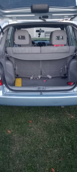 Sprzedam Mazdę  Demio 1. 6samochód osobowy.