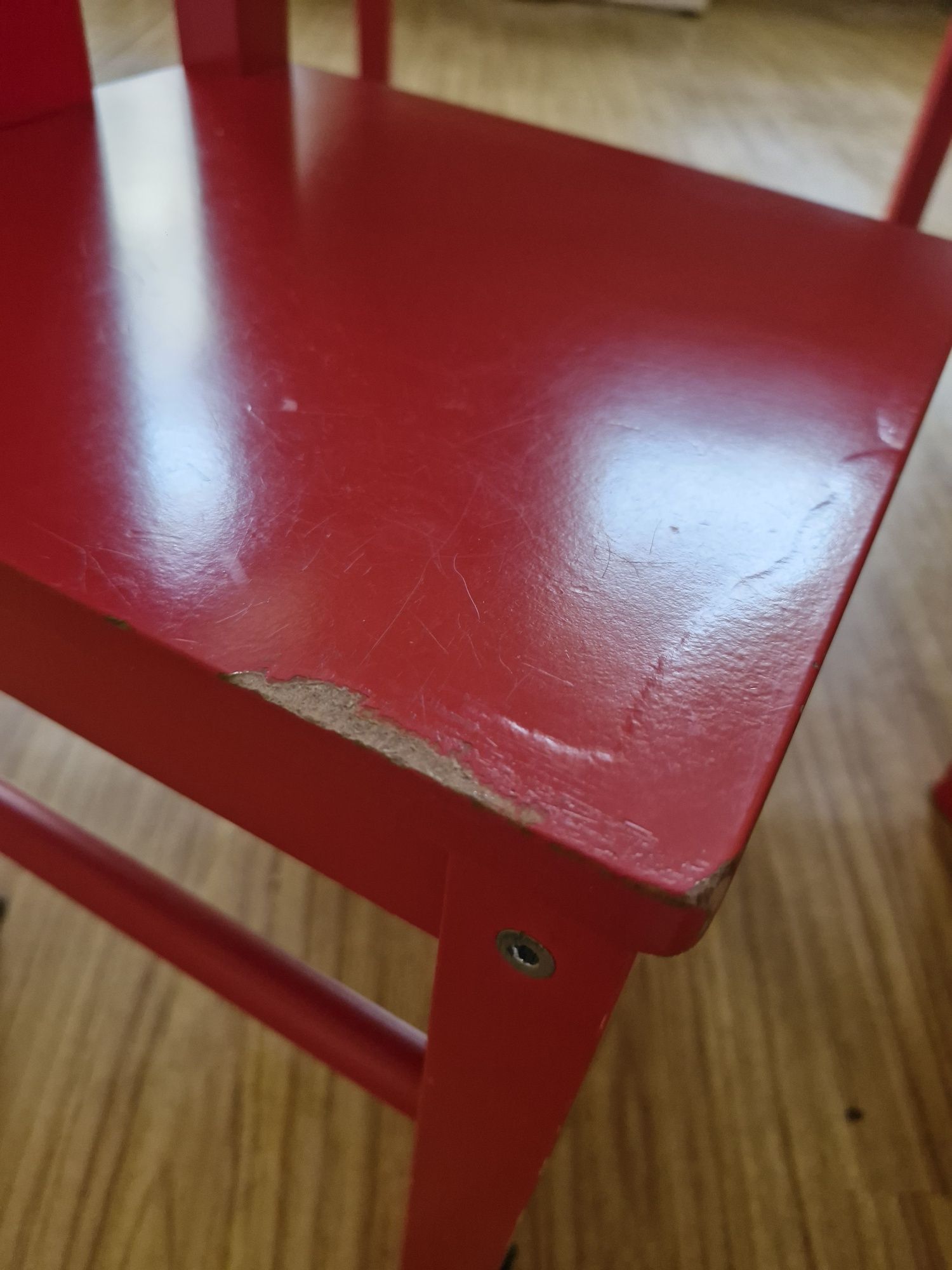 Stolik i dwa krzesełka z Ikea