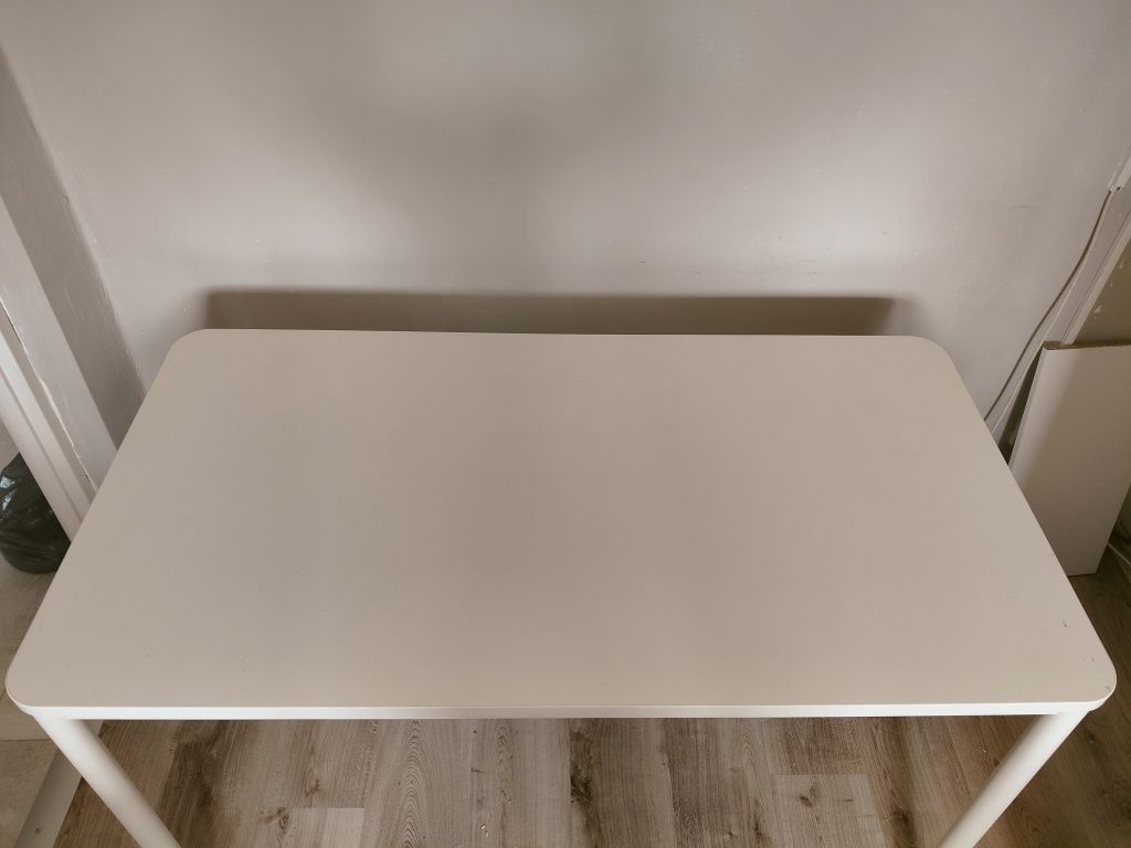 Stół Ikea TOMMARYD 130x70 (biurko)