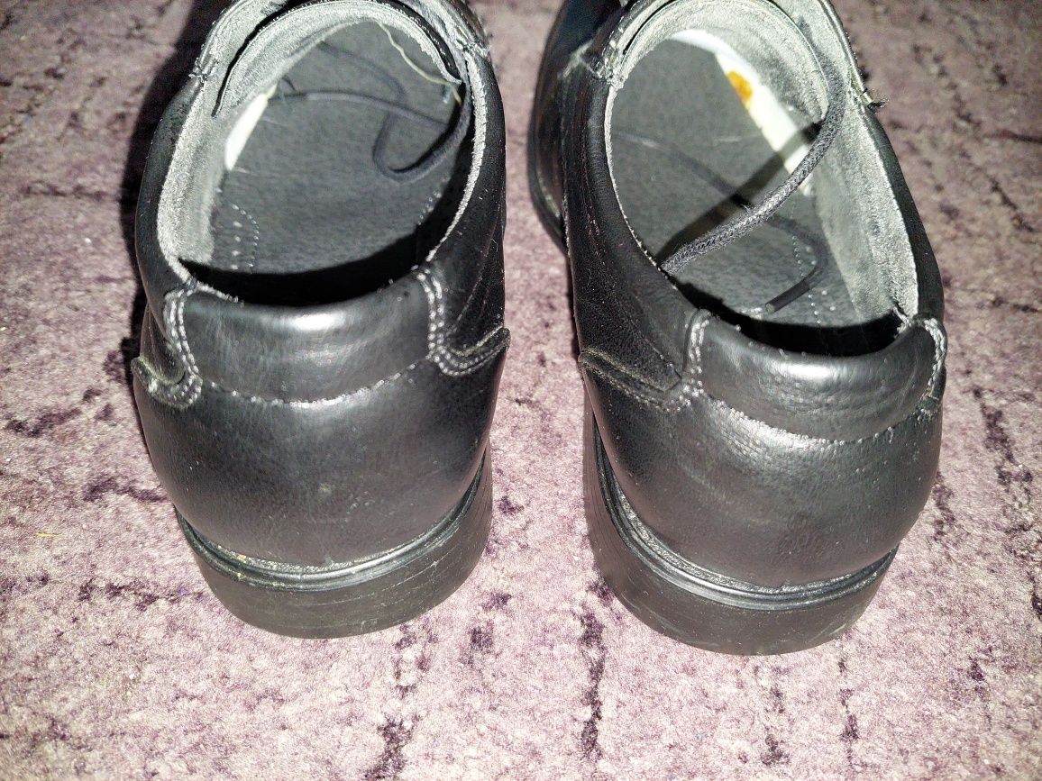 Buty komunijne, eleganckie, wizytowe r. 36