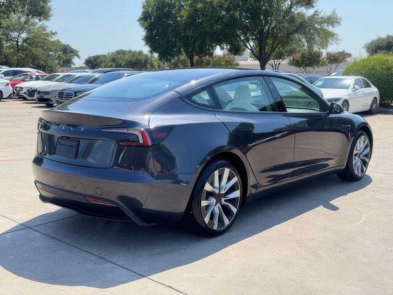 2025 Tesla Model 3 Long Range