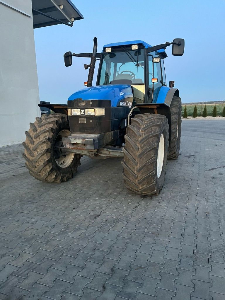 New Holland TM 165
