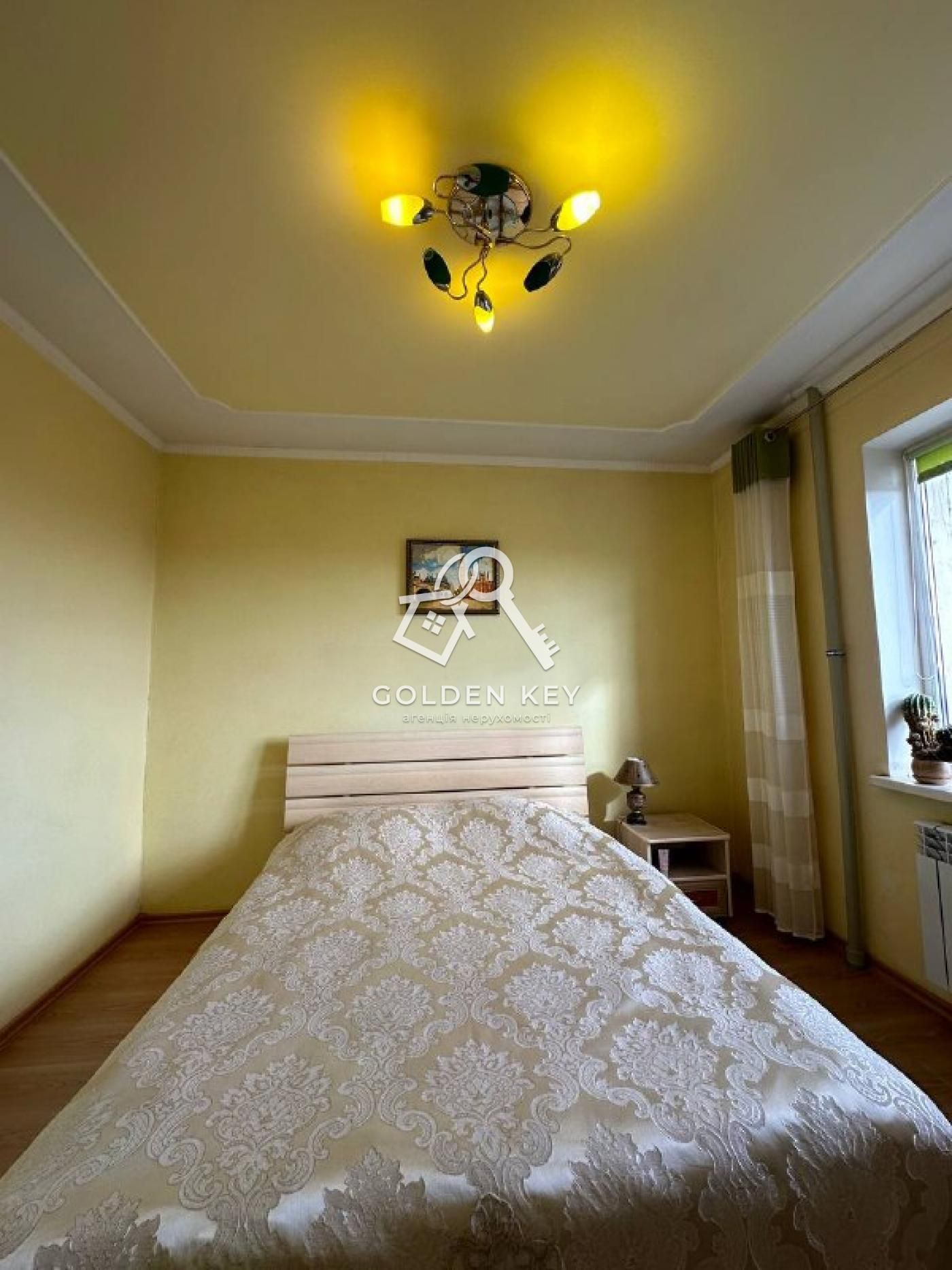 Продаж 3-х кімнатної квартири, Покровський район, вулиця Світальського
