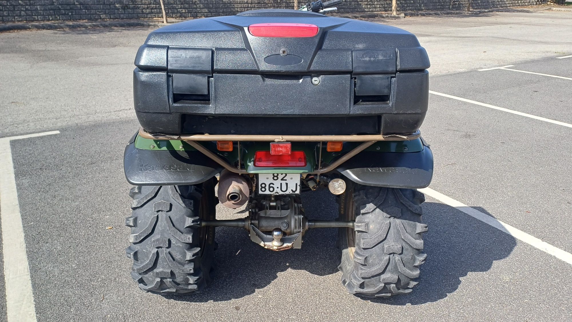 Moto 4 kawasaki kvf 650