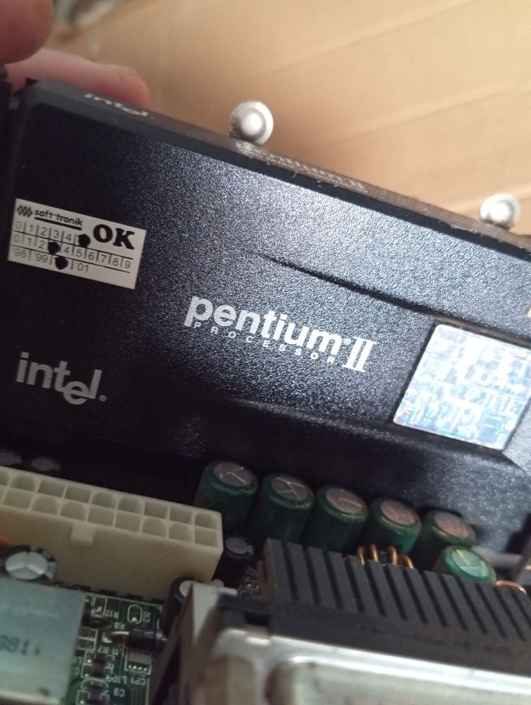 Retro płyta ATC-6220 Plus procesor Pentium 2