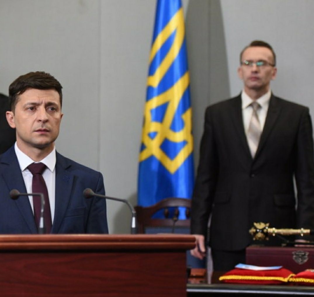 Президенська Булава.