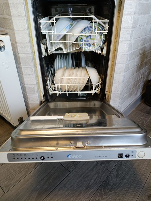 Посудомийка (посудомоечная машина)