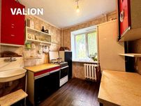 Продаж 1-кім квартира 32 кв.м по вулиці Авіаторів біля 8 школи