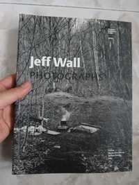 Jeff Wall Photographs  - catálogo Jeff Wall, Museum Moderner Kunst