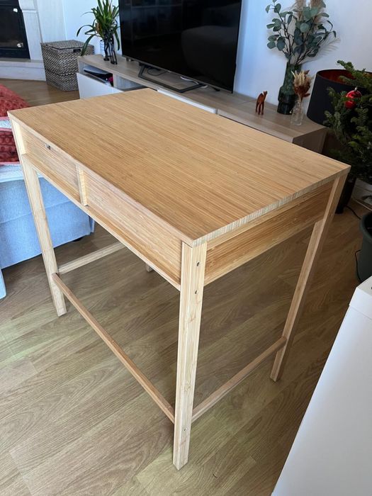 estante bambou nordkisa muito boa