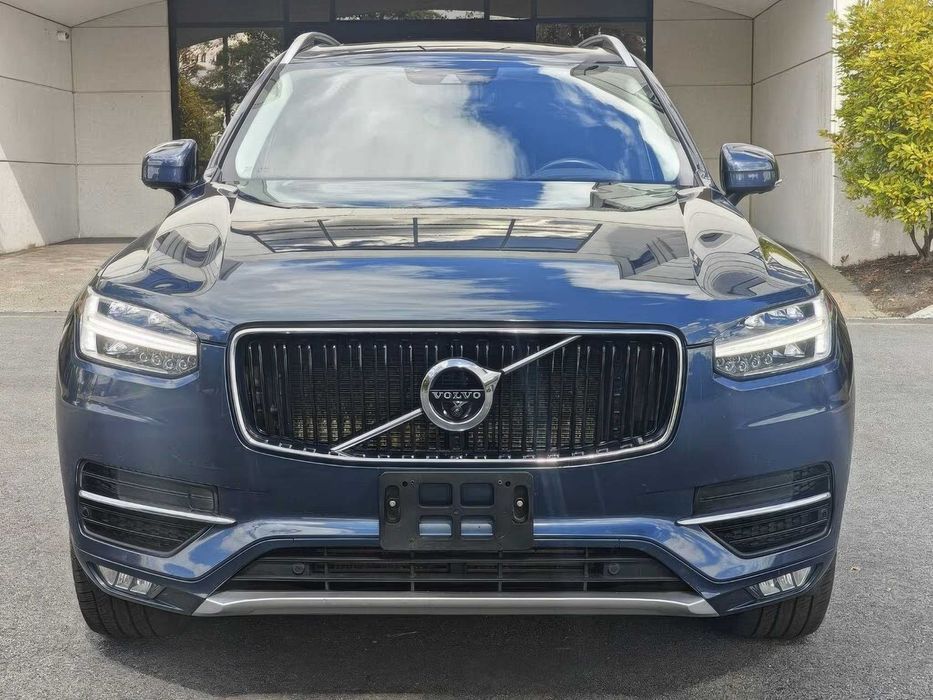 Volvo XC90 T5 Momentum 7-Passenger      2018