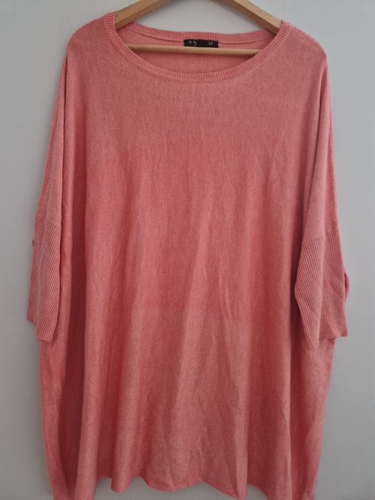 Fajny sweterek  w Super Stanie  Oversize