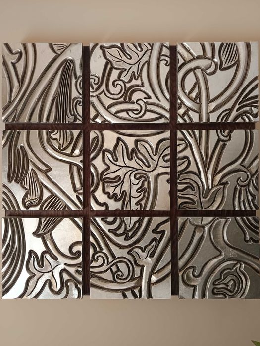 Quadro 100%madeira esculpido manualmente e pintado de prata