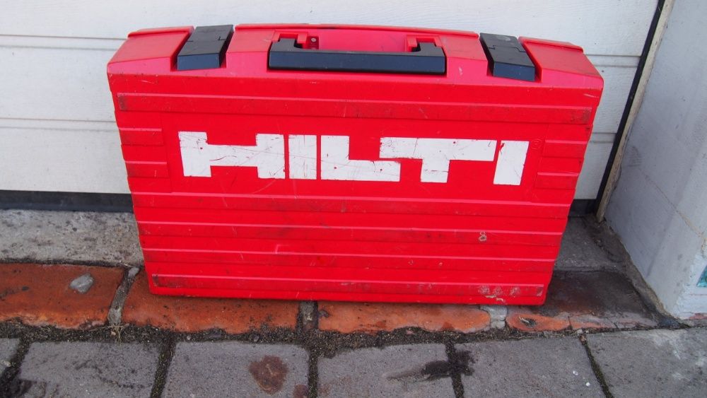 HILTI TE 35 C mlot wyburzeniowy TE35C Uszkodzony na czesci