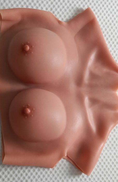 Protezy piersi Sztuczne piersi silikonowe rozmiar L-B