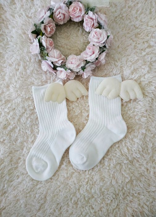 Podkolanówki skrzydelka