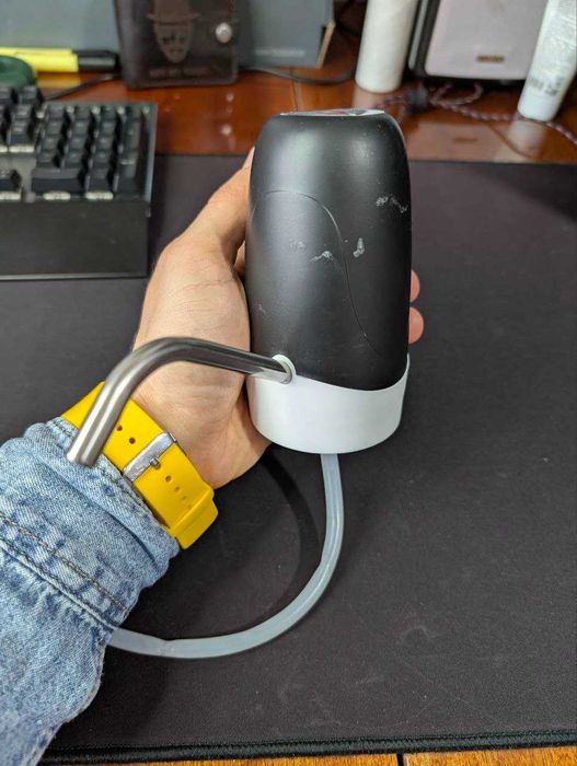 Помпа-дозатор електрична акумуляторна  диспенсер для бутильованої води