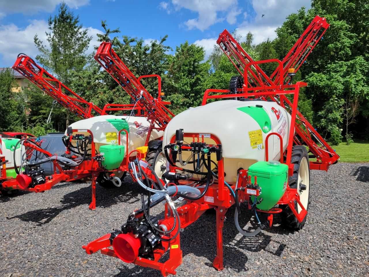 Nowy opryskiwacz Bury 2000l, belka 15 m w systemie X, dostępny od ręki