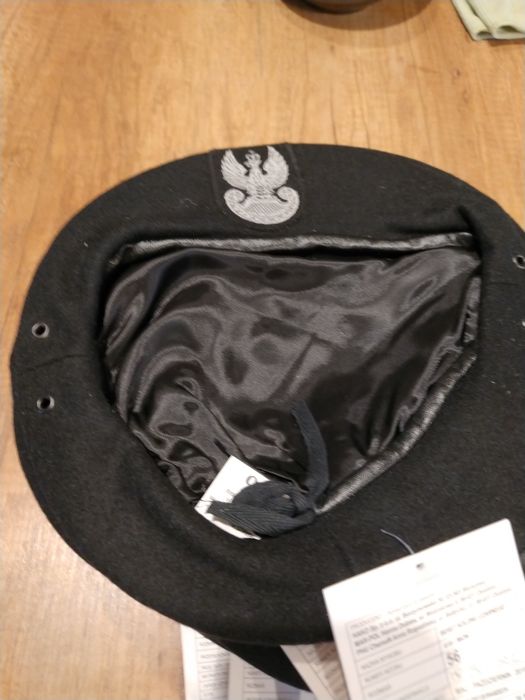 Beret czarny 2 sztuki