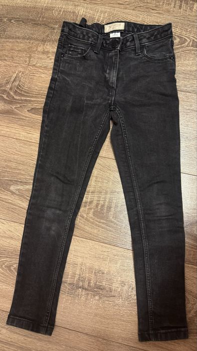 Джинси скіні next