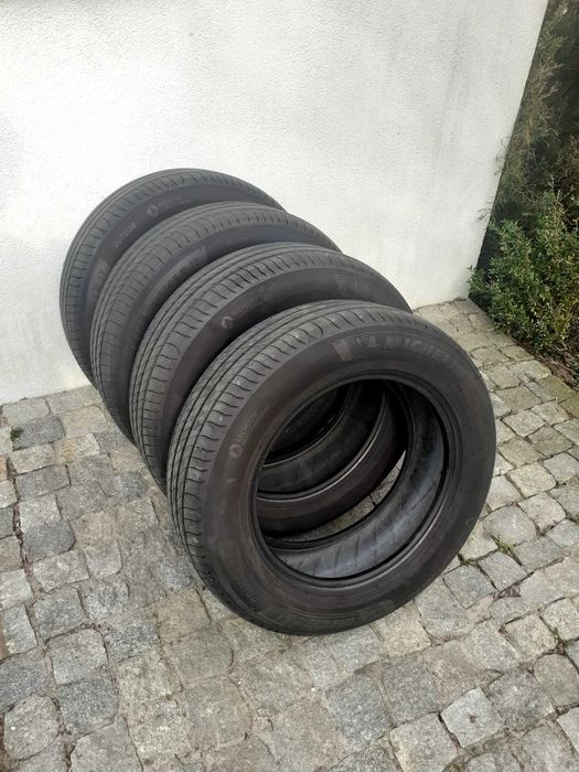 Opony letnie 215/65 R17 Michelin Primacy 4 prawie nowe