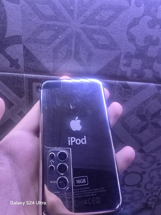 Apple IPod Touch 1