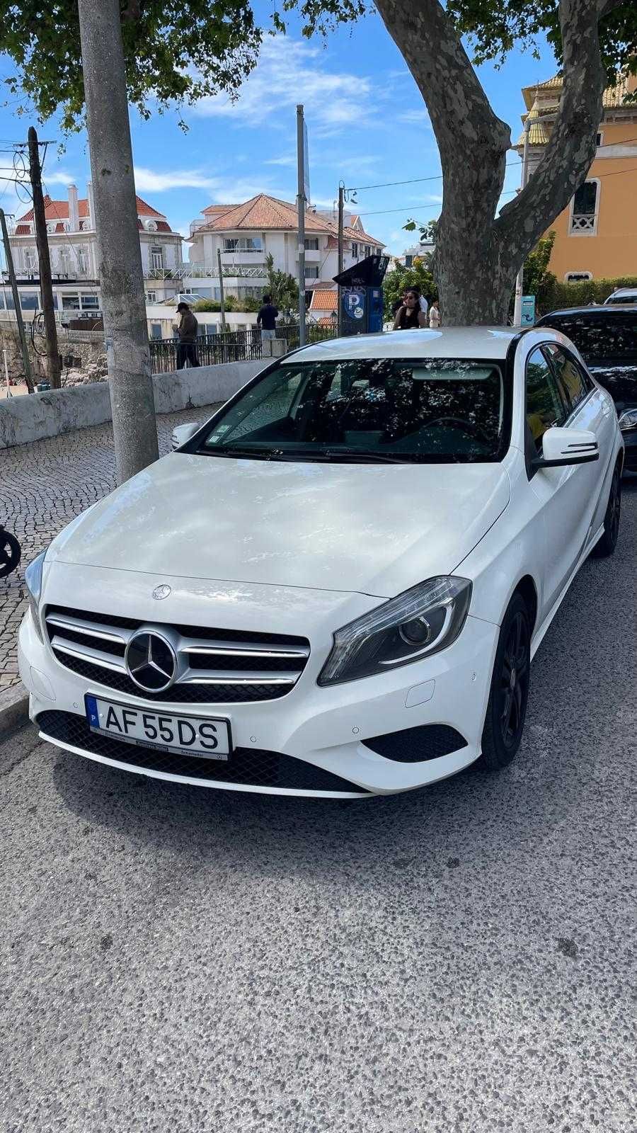 Mercedes-Benz Classe A180d 2014 Cx. Automática