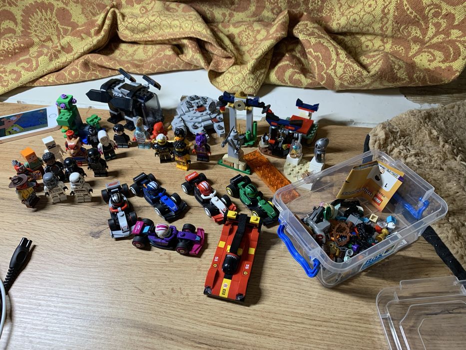 Lego мініфігурки в ідеальному стані