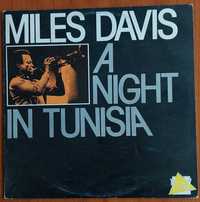 vinil: Miles Davis “A night in Tunisia”