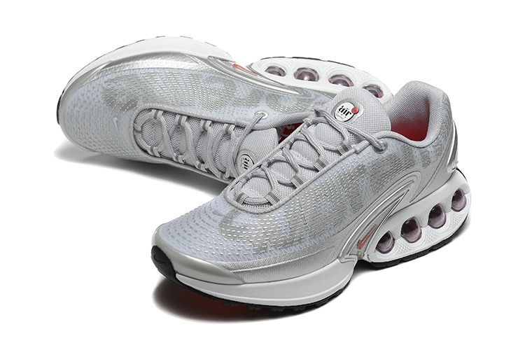 Продам кросівки Nike Air Max DN x Supreme Grey