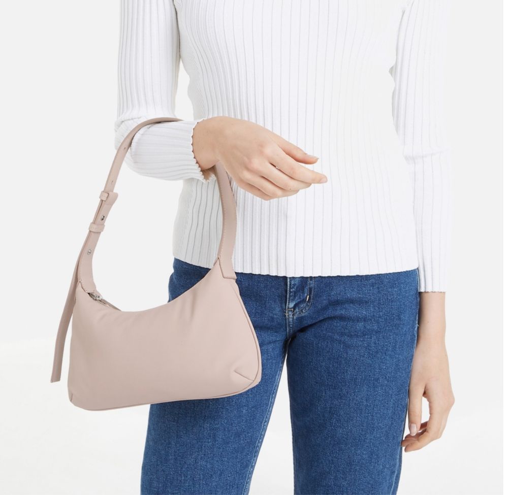 Сумка calvin klein soft faux leather shoulder bag оригінал