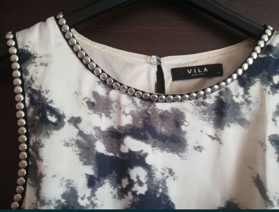 Sprzedam sukienkę firmy VILA