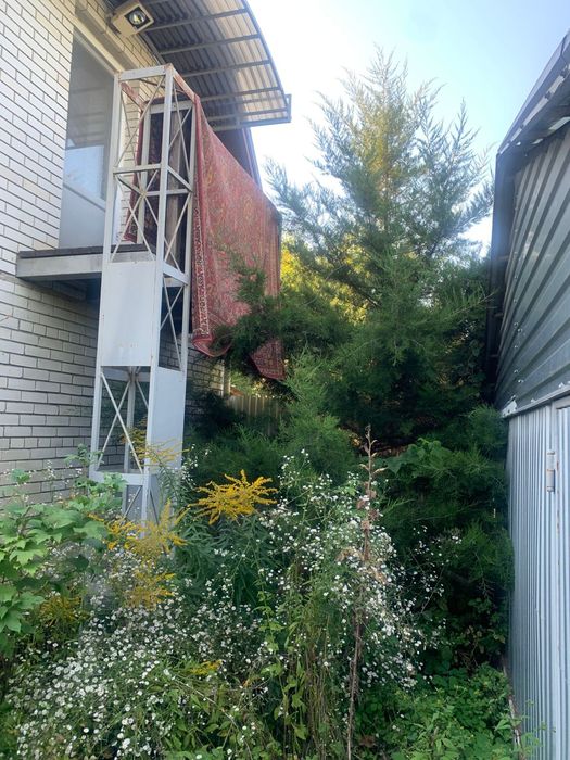 Продаж Гарної частини Будинку по І Гонти 140м2