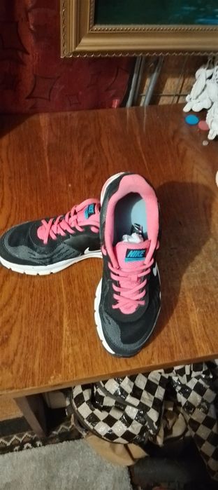 Кросівки жіночі, Nike, 40р
