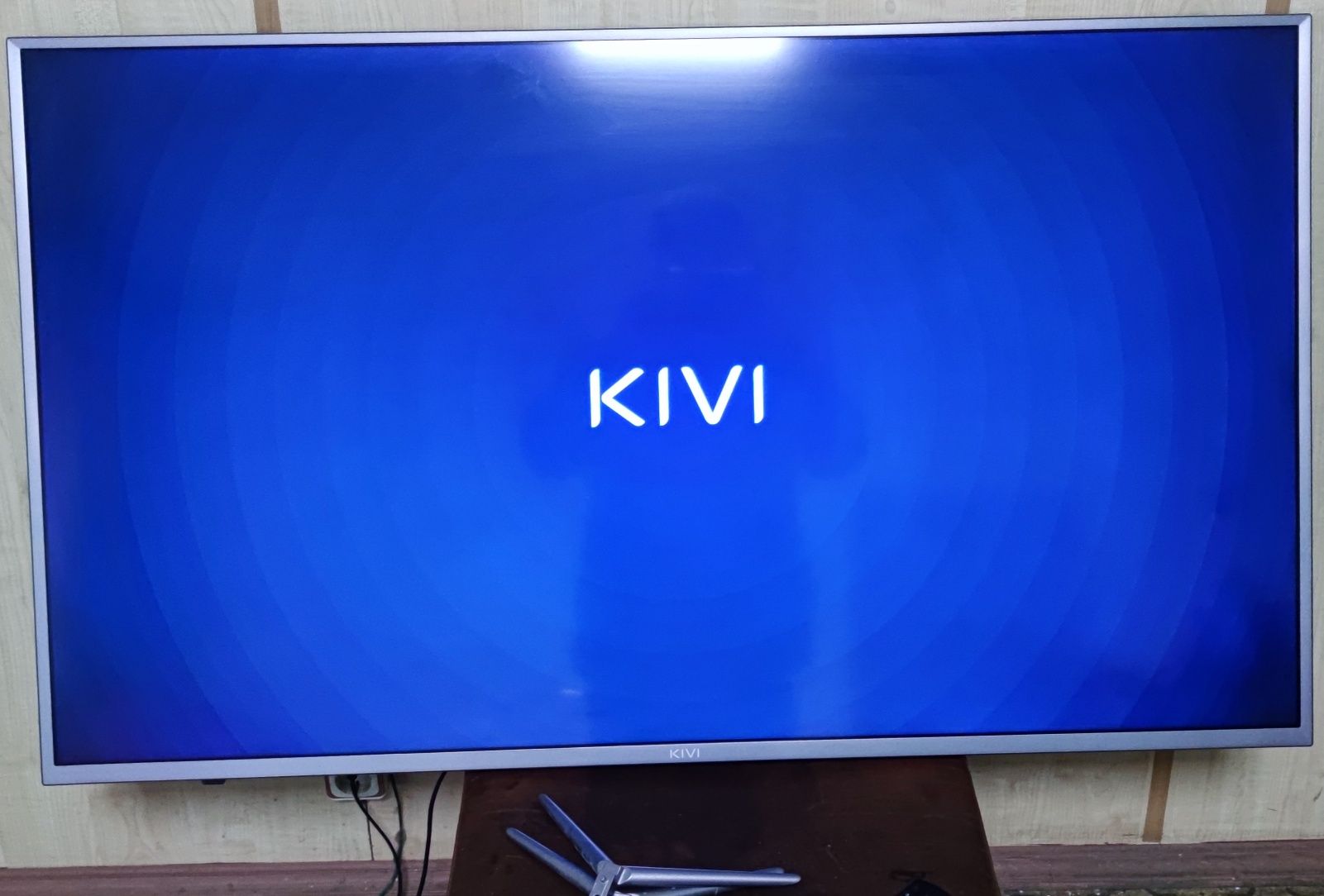 Продам телевизор Kivi 50"