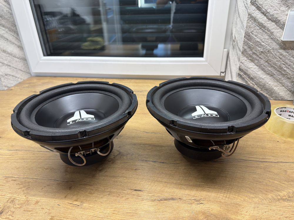 Glosnik basowy subwoofer jl audio 10w0-4