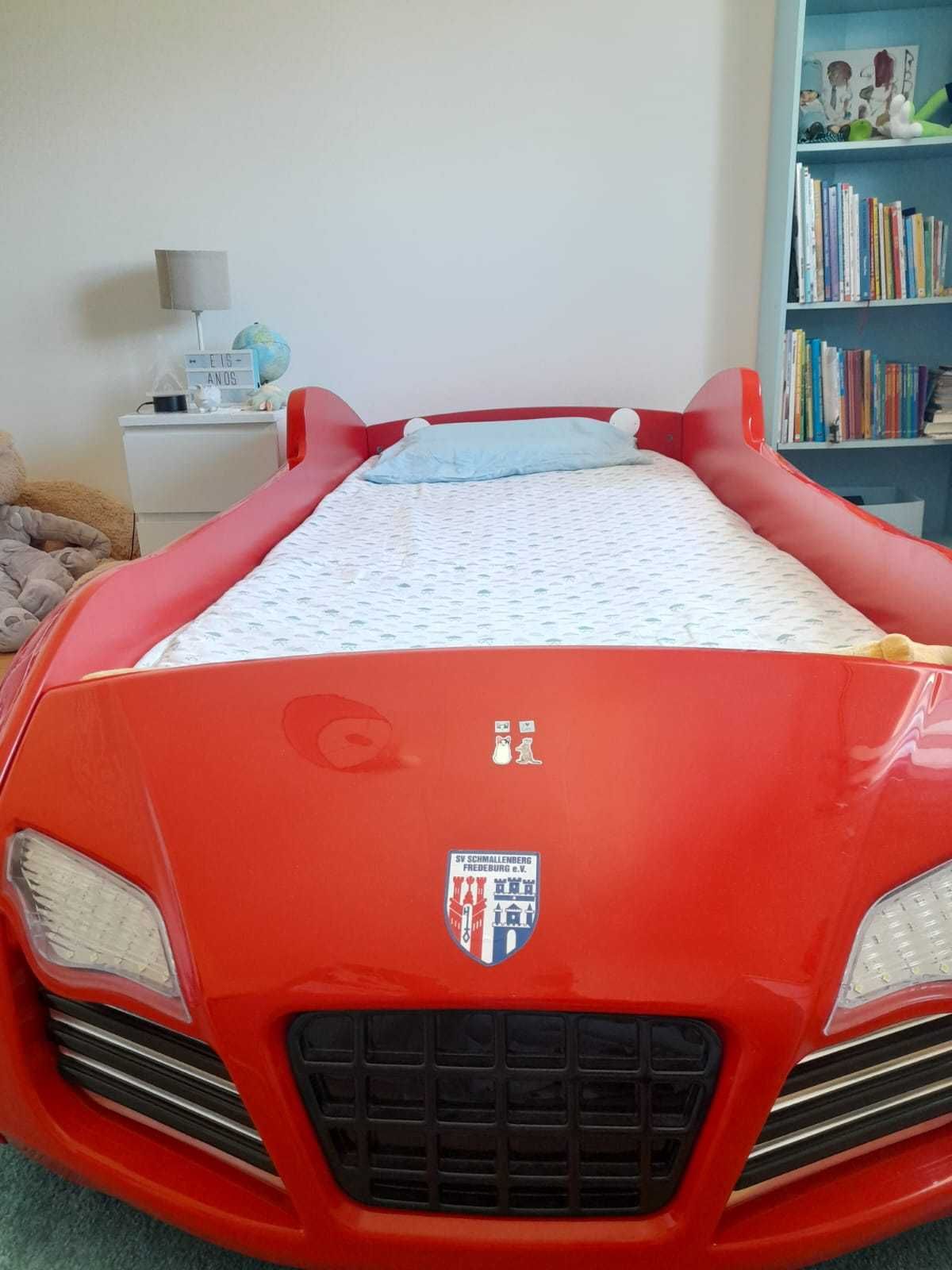 Cama carro criança