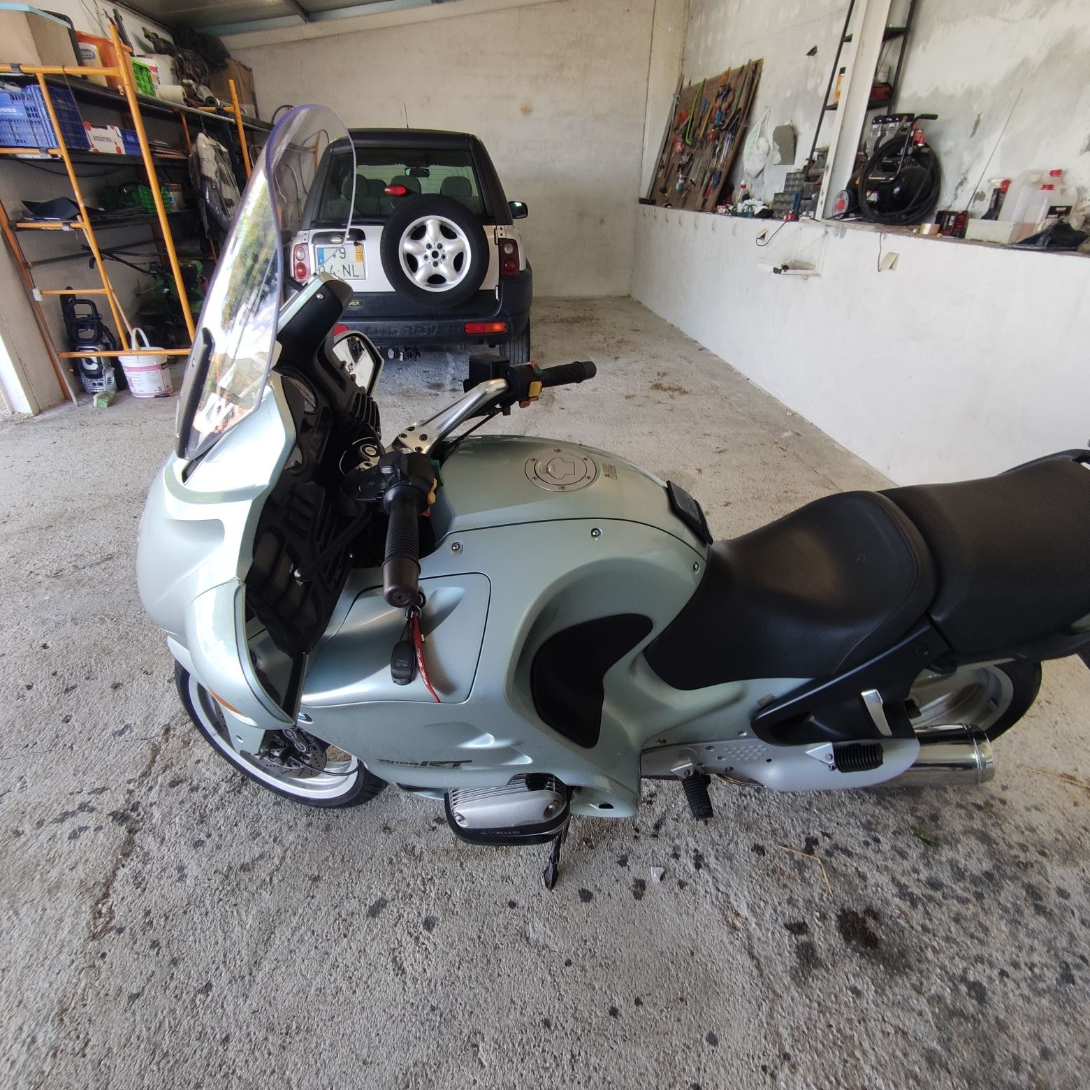 RT1100 BMW vende se