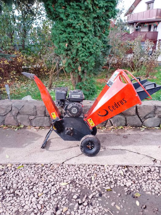 Rębak Rozdrabniarka bebnowa spalinowa Cedrus
