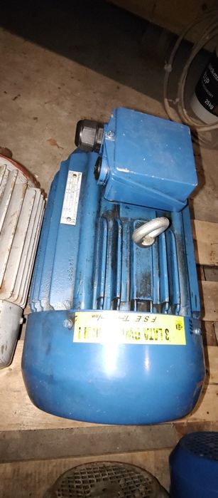 Silnik elektryczny 3kW 4kw 1440 obr i 2.2kw 1430obr. 2860obr.