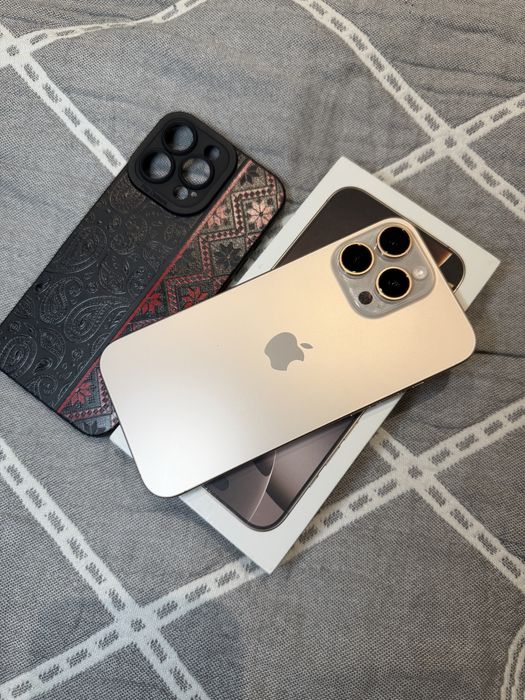 Apple iPhone 16 Pro Max 256GB (Desert Titanium)