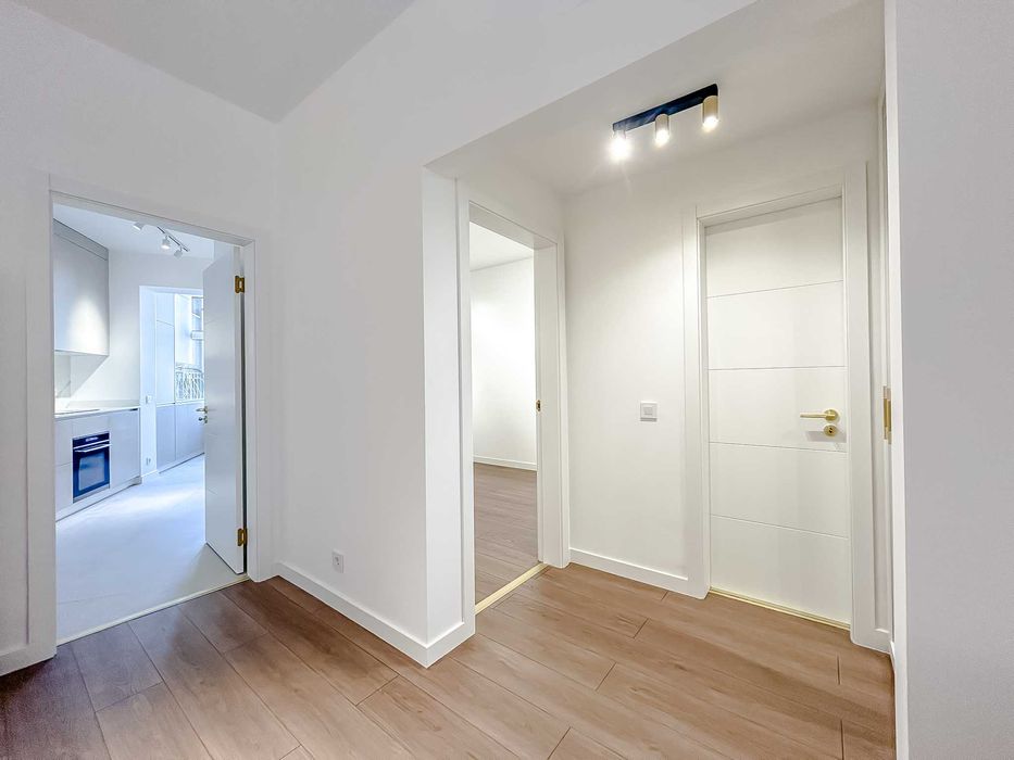 Apartamento T2  – R.Luciano Cordeiro, perto do Marquês de Pombal