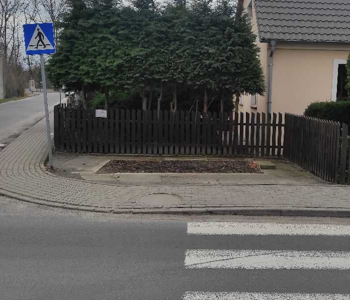 Działka inwestycyjna (pod paczkomat)