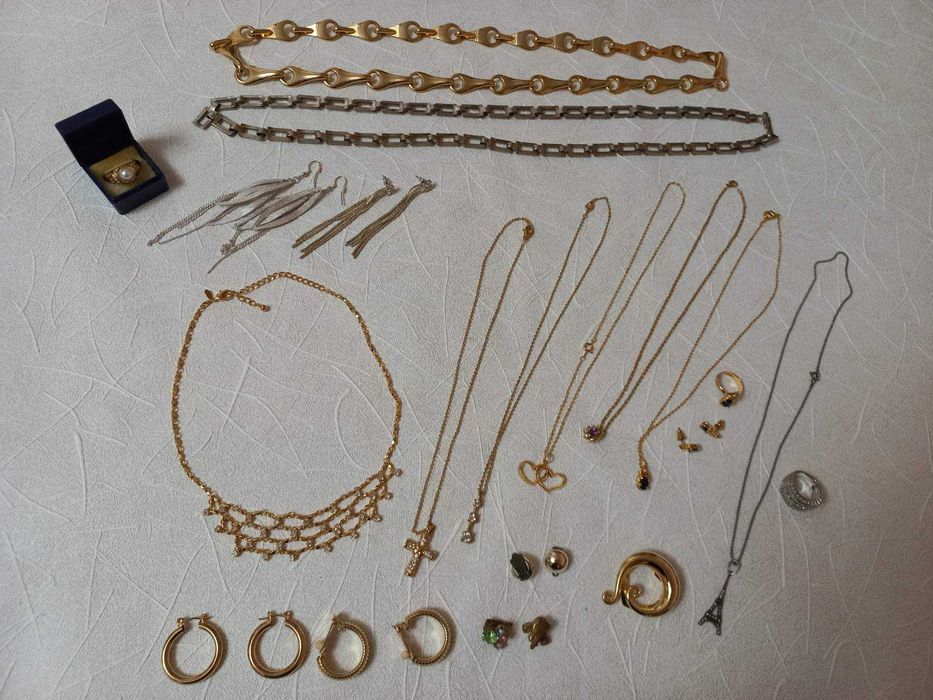 Винтажная бижутерия  США,ЧССР,Англия,СССР.