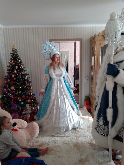 Святий Миколай  та снігова Королева аніматори на дім корпоратив