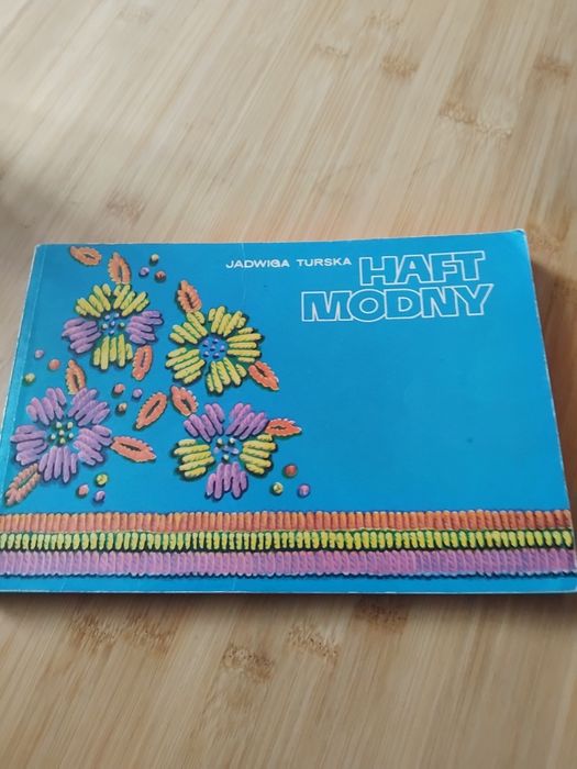 Sprzedam książkę HAFT MODNY
